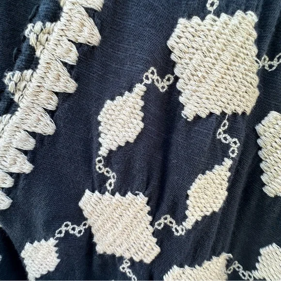 Free People Geometric Embroidery BOHO Top Drawstring Front Arts Balloon Sleeve L - Picture 6 of 17